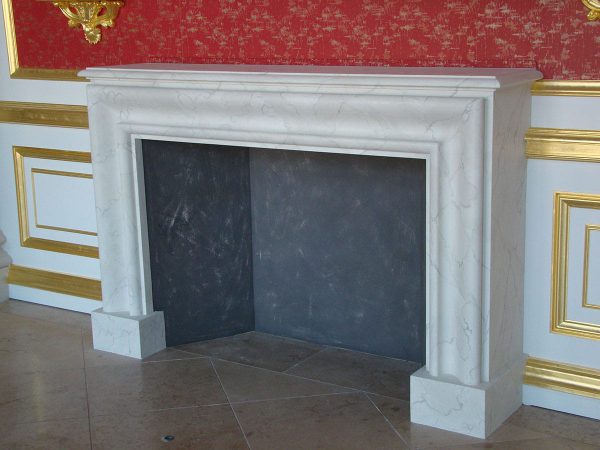 Kamine der Porzellansammlung als funktionslose Scheinbauteile, Zwinger Dresden