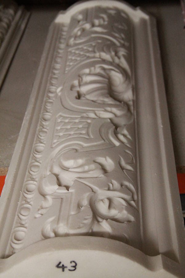 Form eines ornamentierten Kehlgesimses