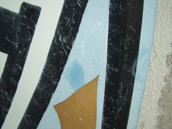 Schäden durch Mikrorisse in der Farb- und Goldbeschichtung Kirchturmuhr, Kirche Zabeltitz